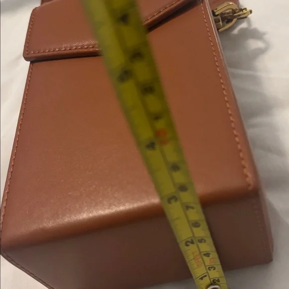 Charles & Keith Tan Brown Leather elongated Crossbody Bag magnetic closure - Picture 12 of 16